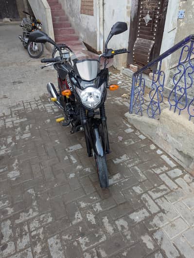 Suzuki gr 150 full sealed bike orignal