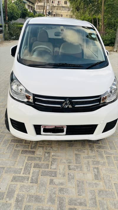 Mitsubishi Ek Wagon 2018
