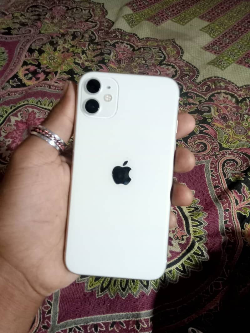 Apple iPhone 11 1