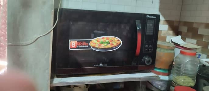 Microwave oven in good condition