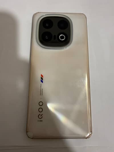 VIVO IQOO 13