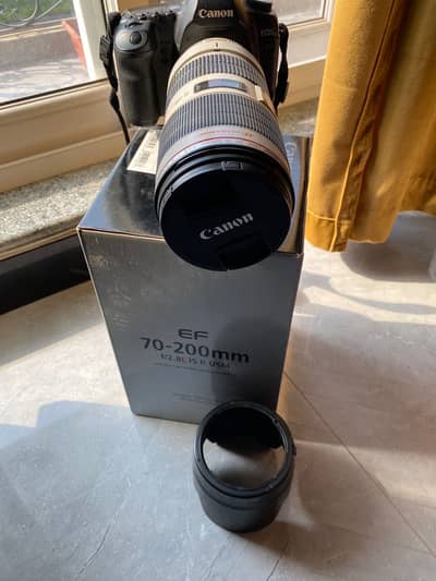 • Canon 5D Mark II with Canon 70-200mm f/2.8 L IS II USM Lens & Box