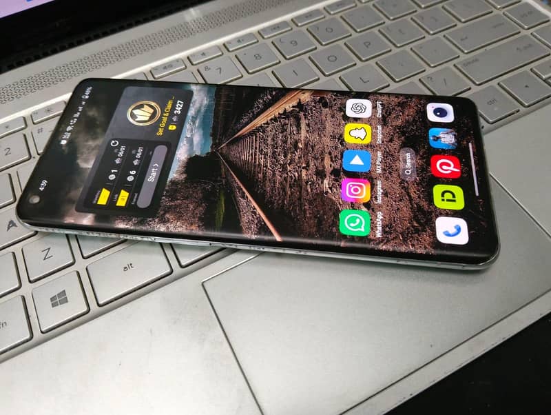 One Plus 9 Pro 4