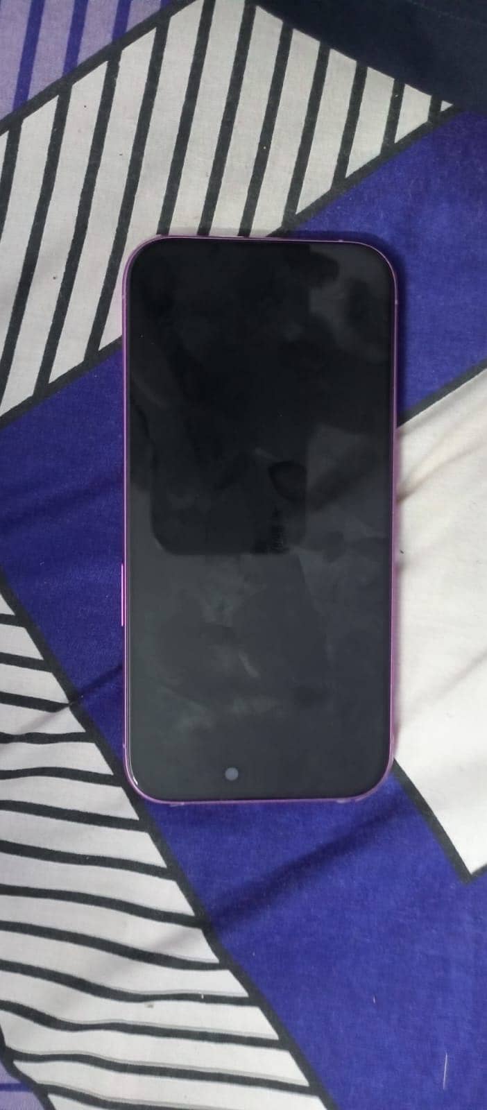 Apple iPhone 16 0