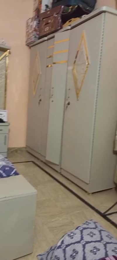 bed side table dressing 3 door wardrobe