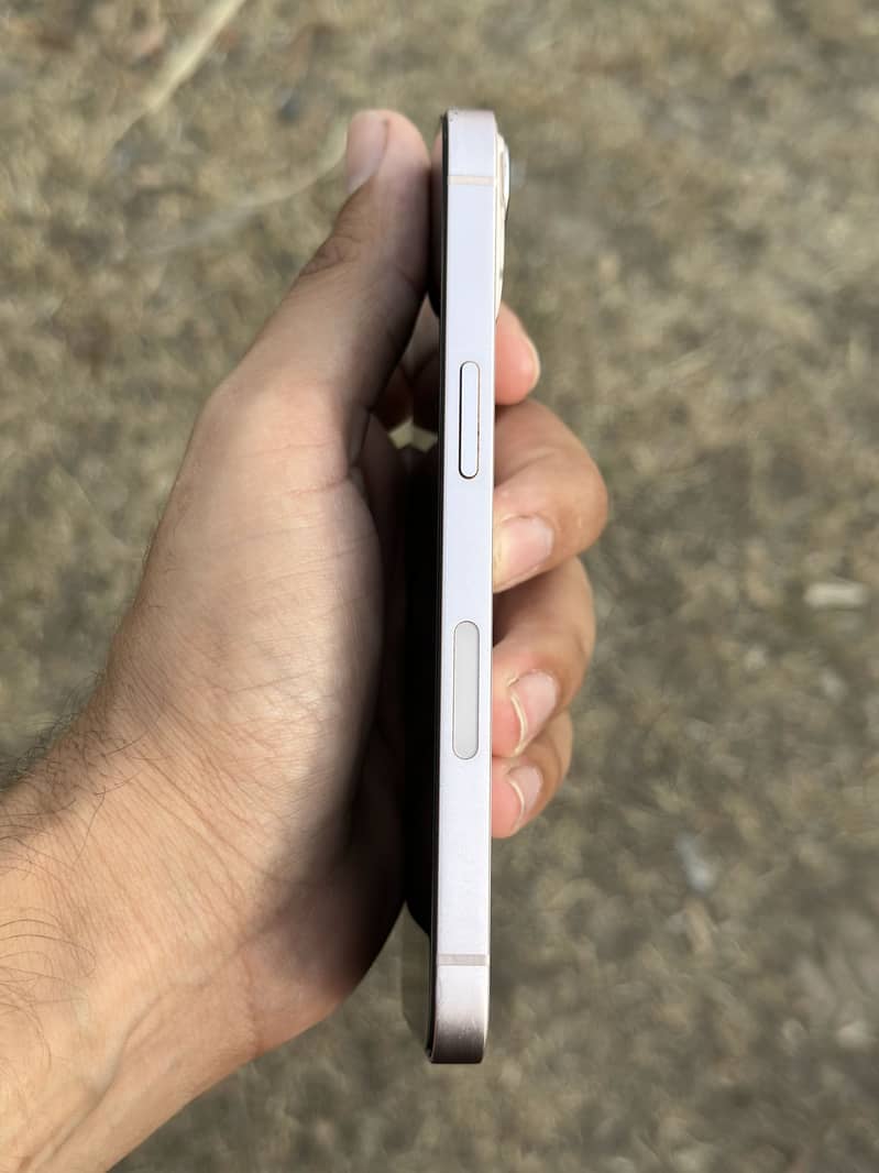 Iphone 13 4months sim time 5