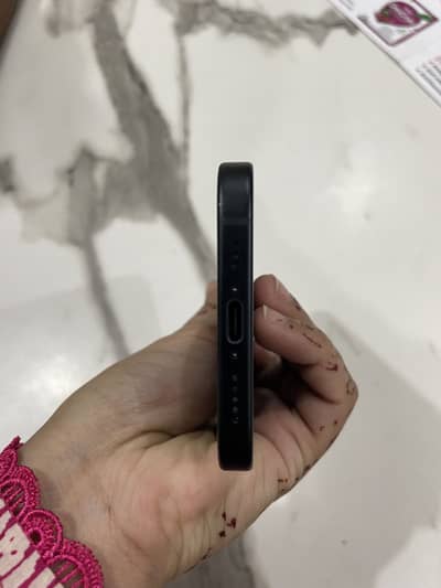 Apple iPhone 15