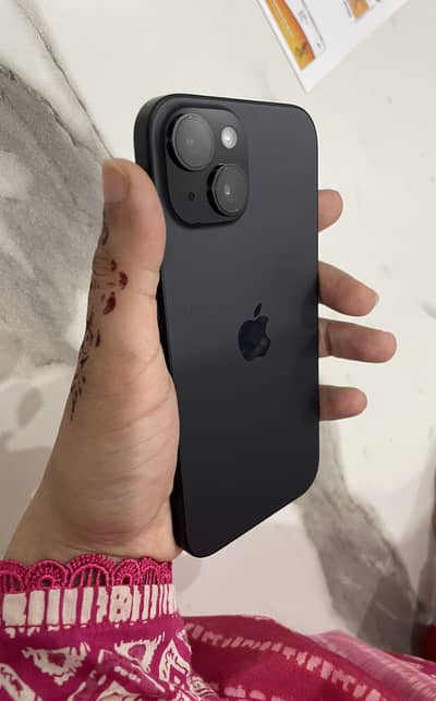 Apple iPhone 15
