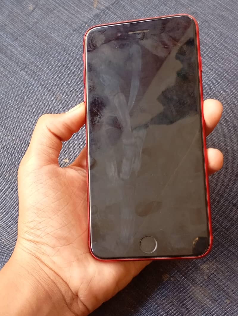 Apple iPhone 8 Plus 0