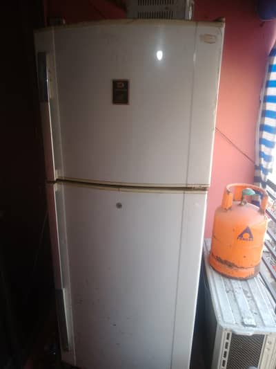 Fridge