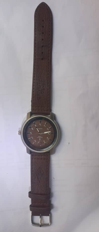 CRYSTAL  TIME QUARTZ WATCH  BROWN LETHER  BELT