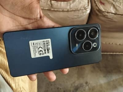 Infinix Hot 40