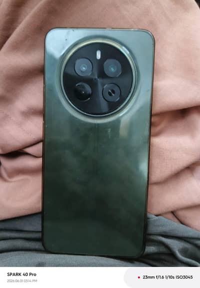 Realme 12