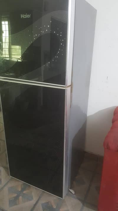 Haier Fridge Glass full Door Full Sized no Fault
