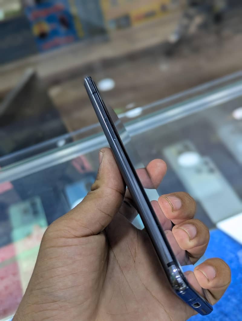 One Plus 7T 5