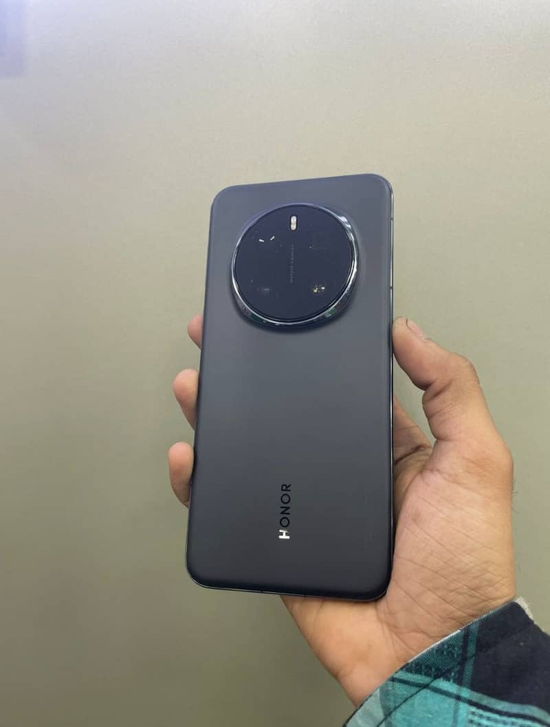 Honor Magic 7 Pro 0