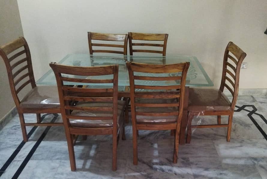 Dining Table 6 chairs 0