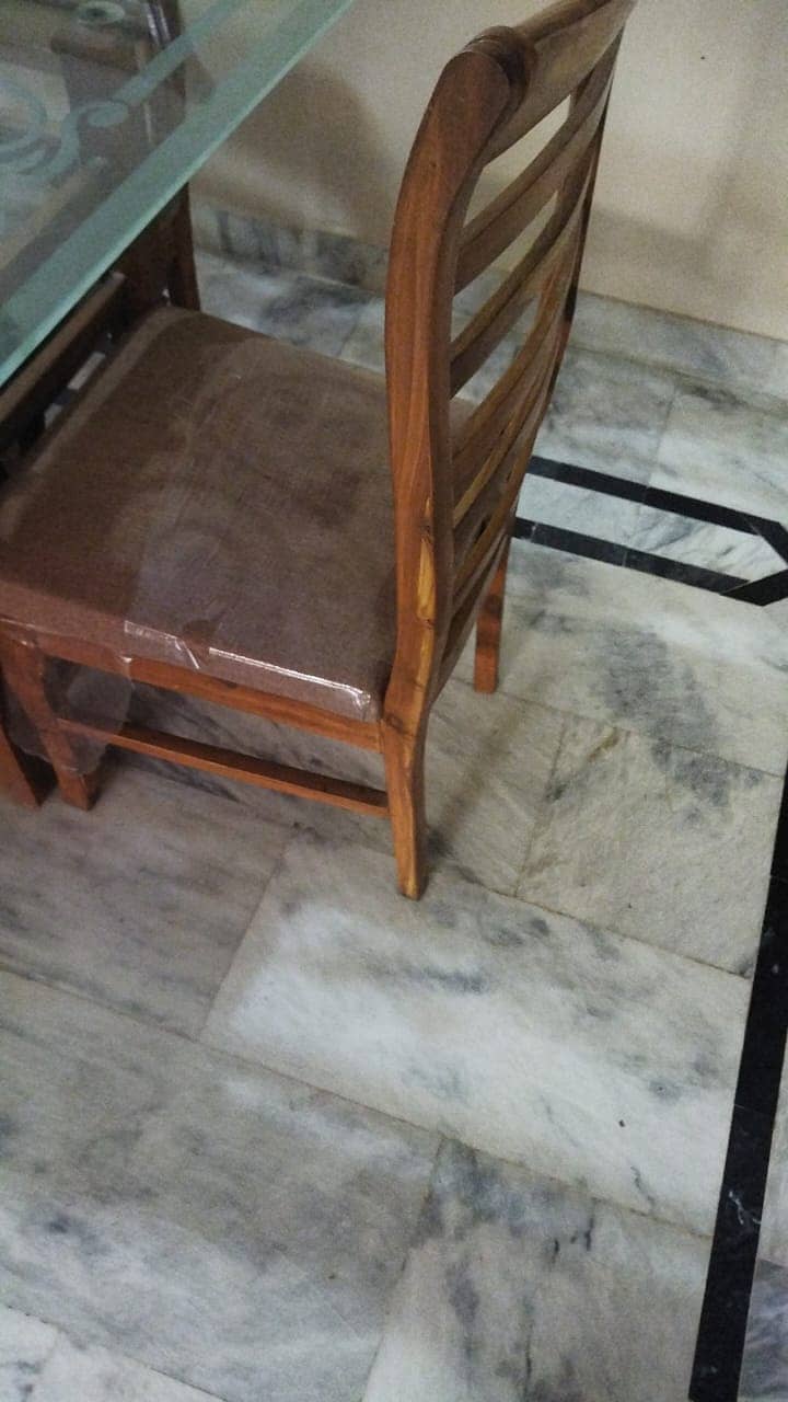 Dining Table 6 chairs 2