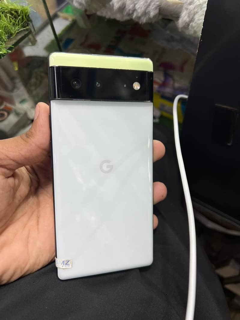 Google Pixel 6 0
