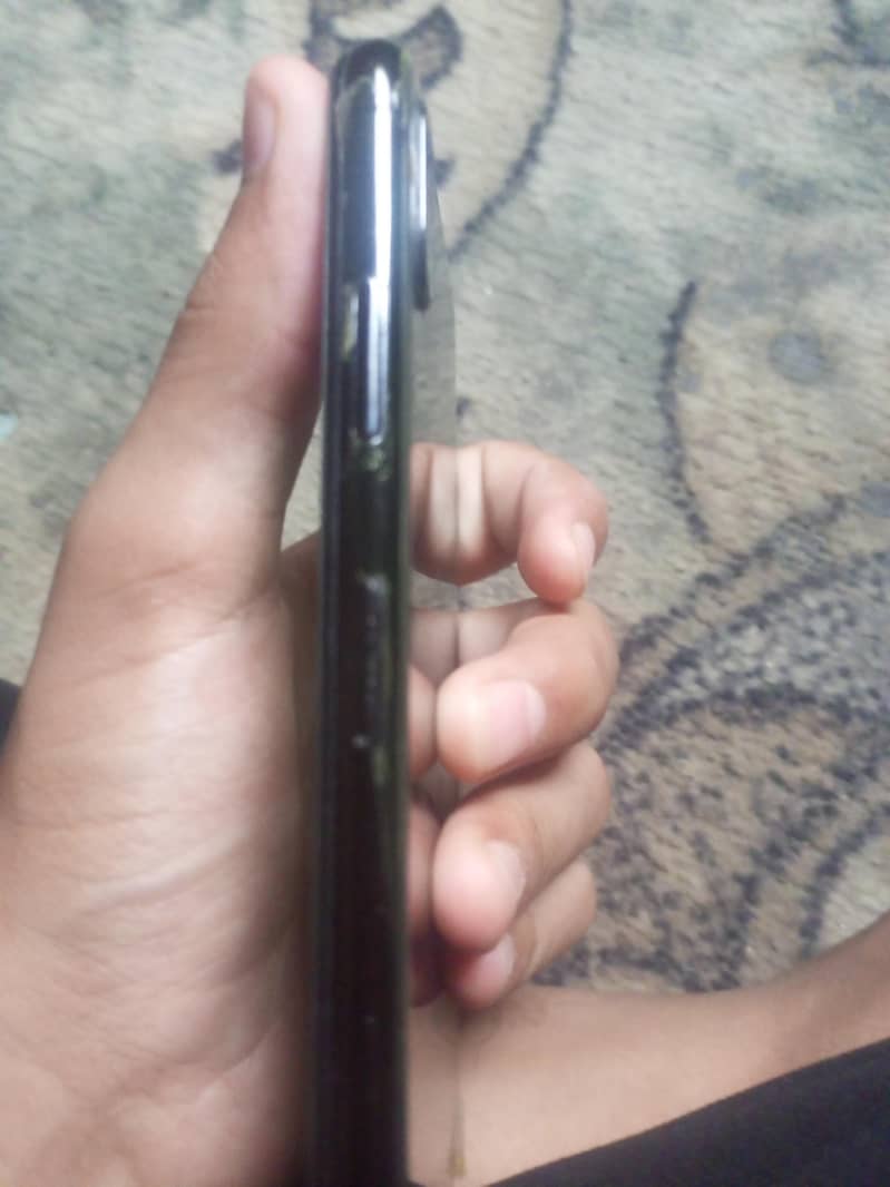 Apple iPhone X 2