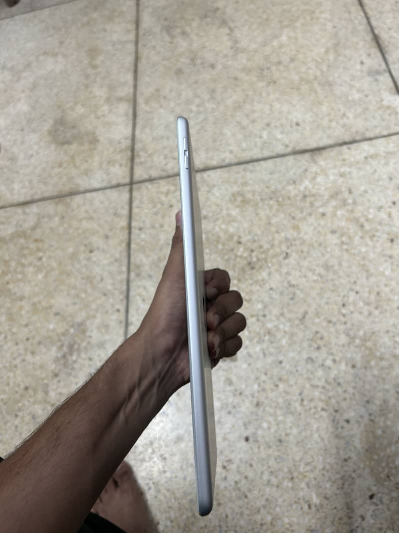 iPad 8 generation 1
