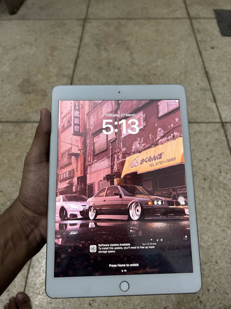 iPad 8 generation 4