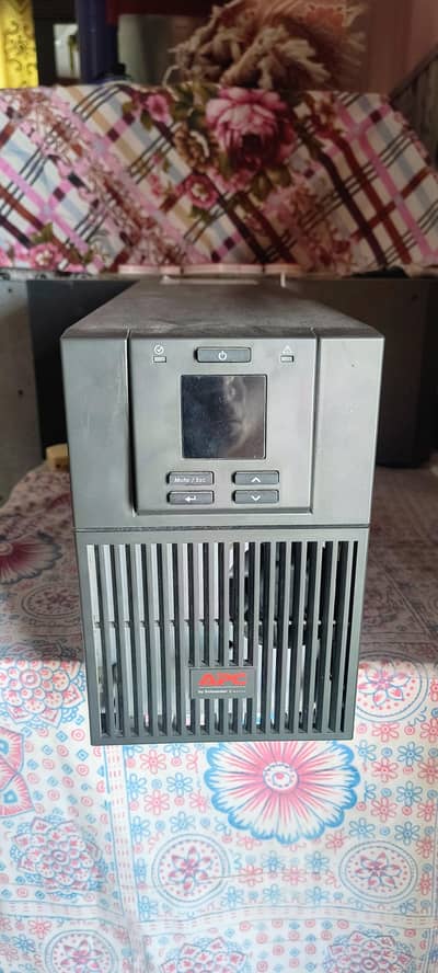APC Schneider 2kVA (1600W) Online UPS - SRC2KI Pure Sine Wave