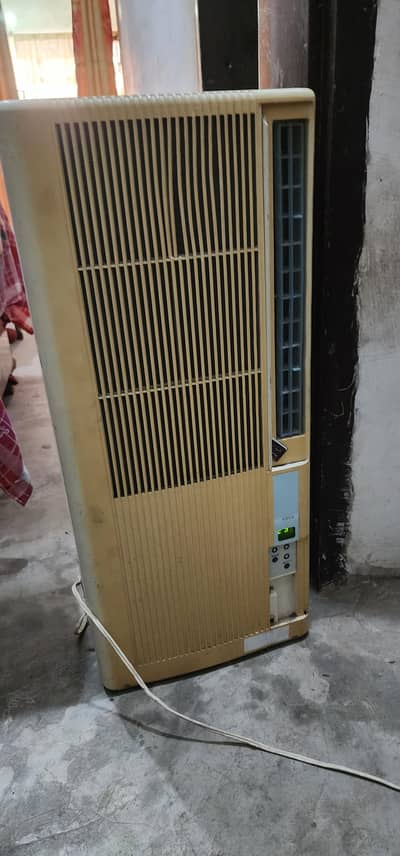 Portable . 75 ton 110 watt ac