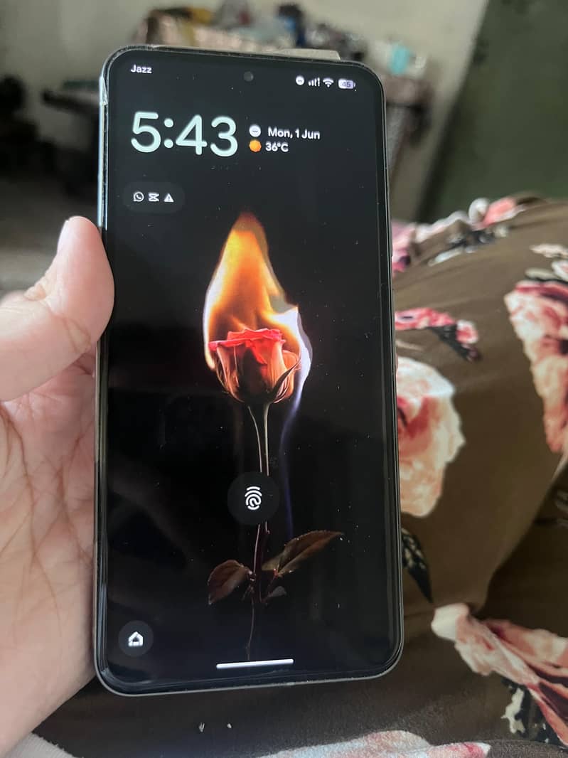 Google Pixel 8 3