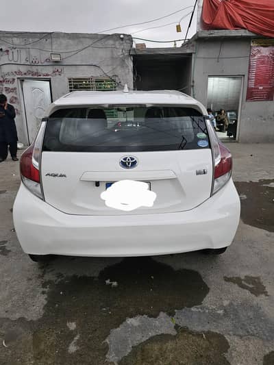 Toyota Aqua 2015