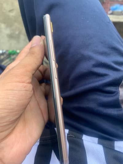 4/64 vivo y85a