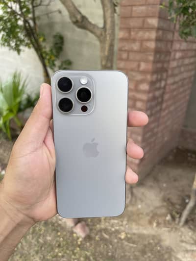 iPhone 15 pro max 256