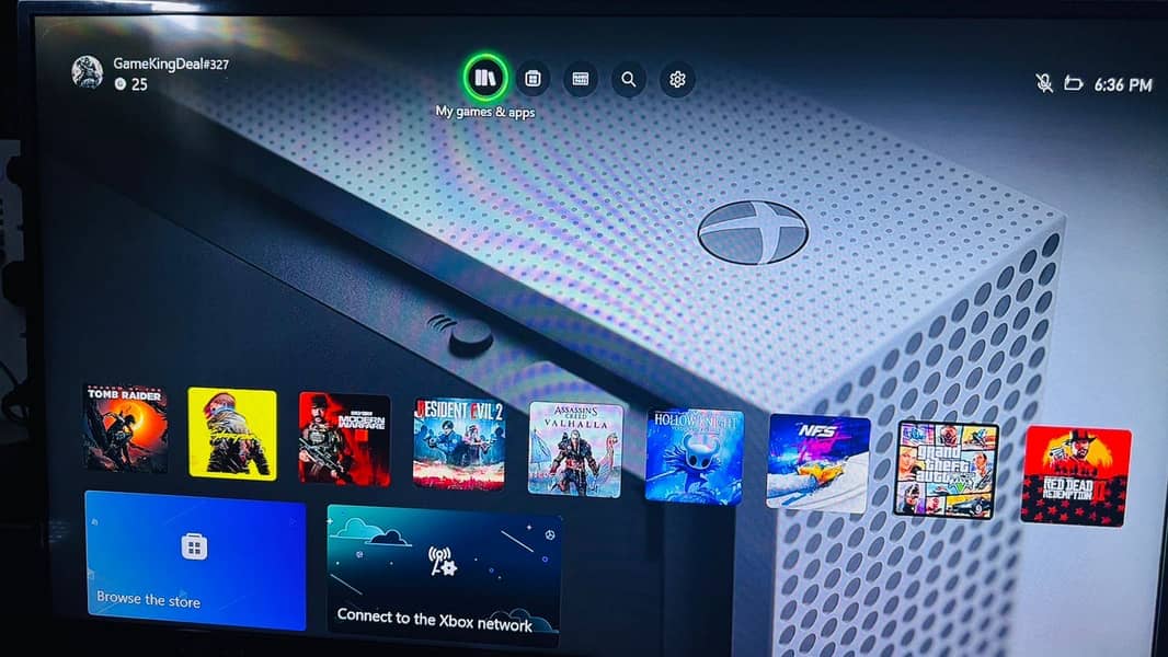 X BOX ONE S 1 TB WITHOUT controller 3