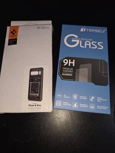SPIGEN CASE + TEMPERED GLASS PROTECTOR