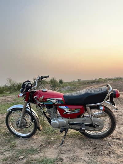 CG 125 2023 All punjab number registered