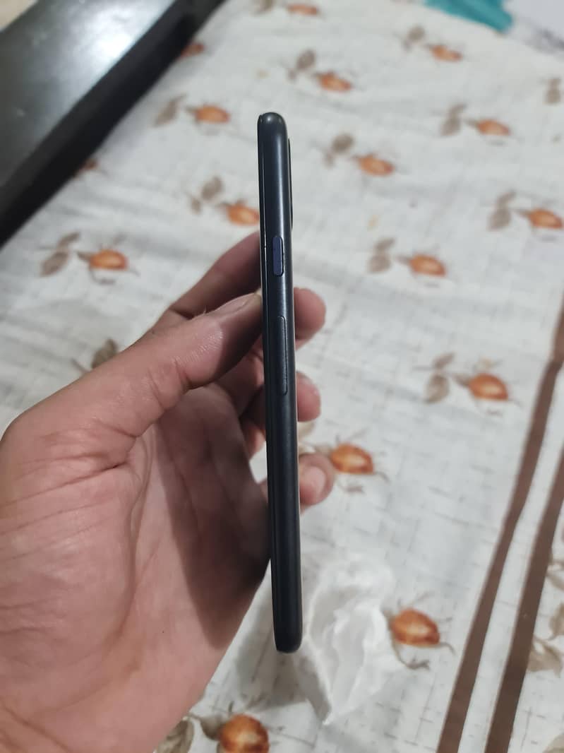 Google Pixel 5 8
