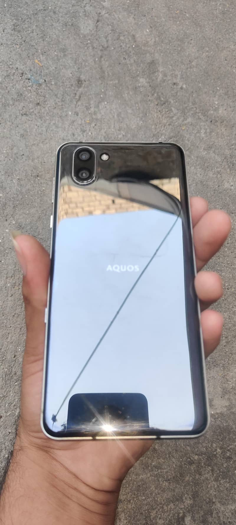 Sharp Aquos R3 0