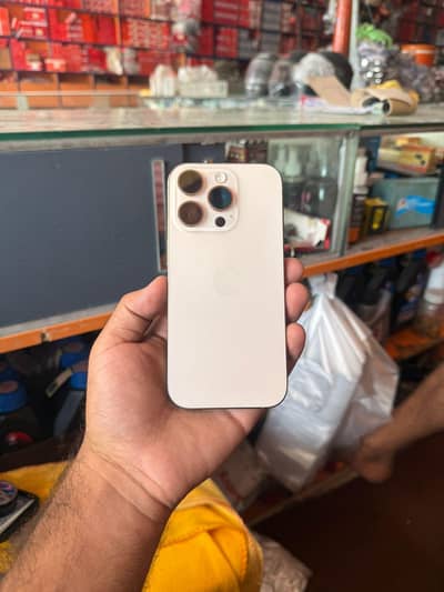 Apple iPhone 16 Pro
