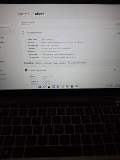 Dell laptop with processor 11th Gen intel core i7