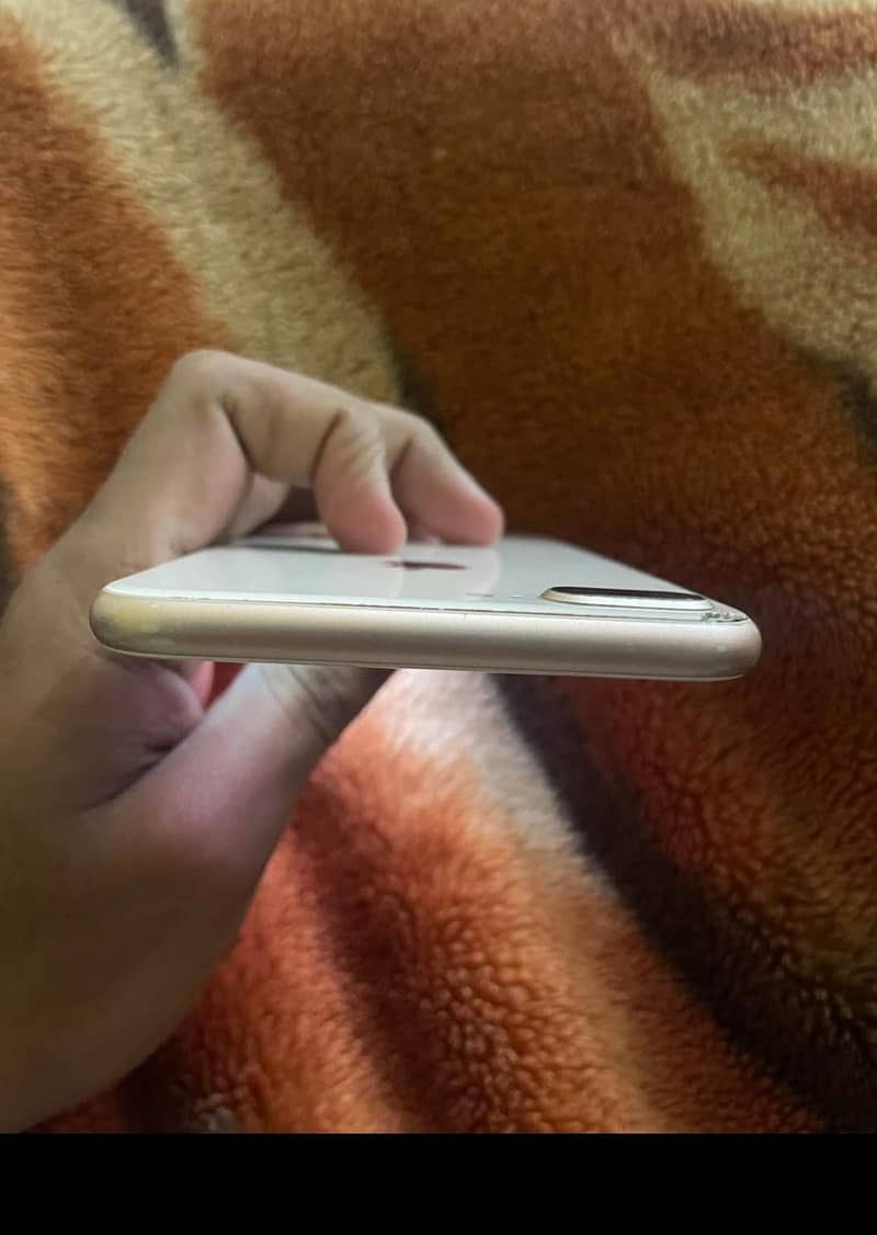iphone 8 plus 4