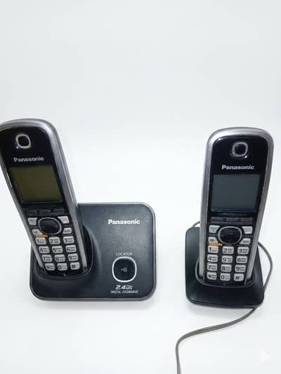 Panasonic 2.4GHz Digital Cordless Landline Phone (Dual Handsets with