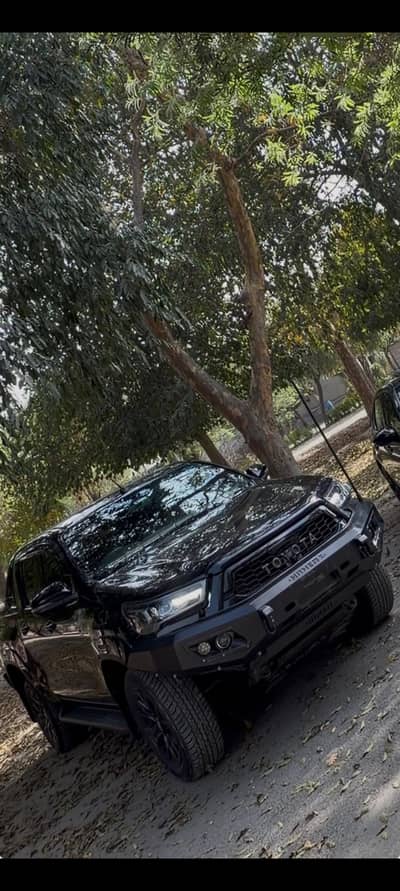 Toyota Revo Roco Gr full body kit