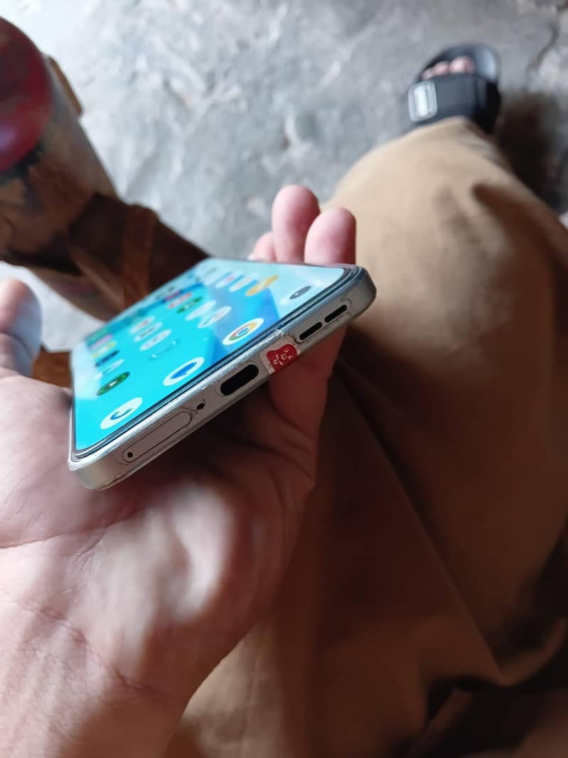 oneplus ace 2v 5