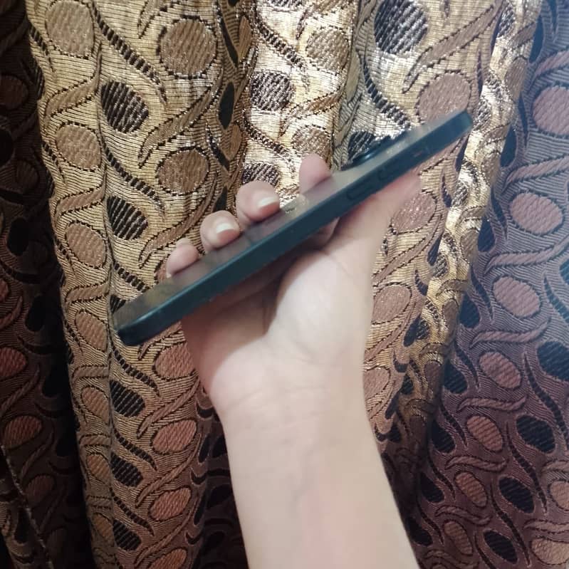Apple iPhone 15 plus 1