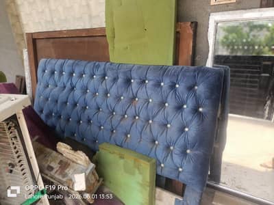 single bed with mirrior for sale