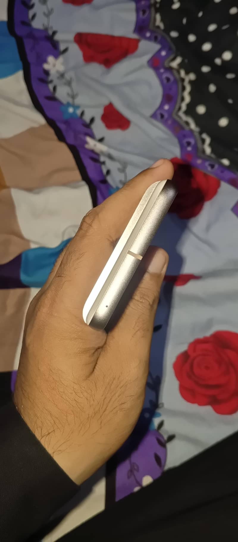 Google Pixel 8 4