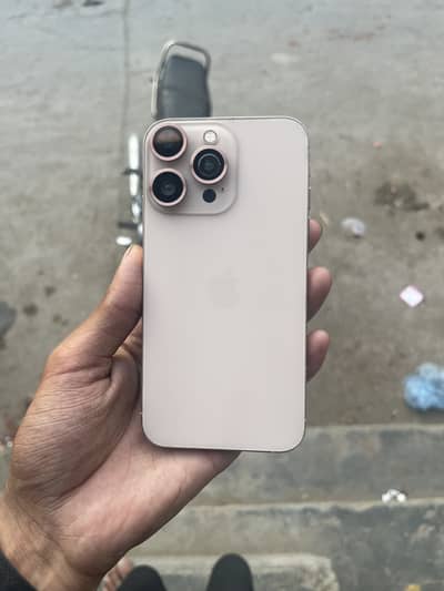 Apple iPhone XR convert 16 pro 0325//4688//350