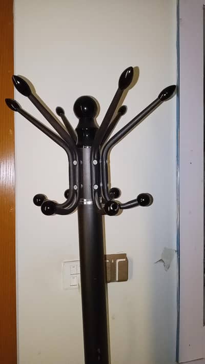 marble / metal Cloth Stand / Coat Hanger – Good Condition