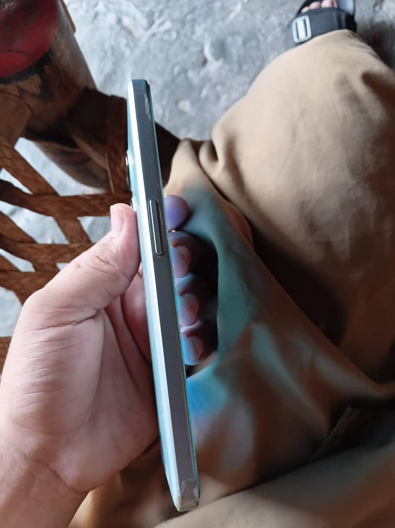 one plus ace 2v 0