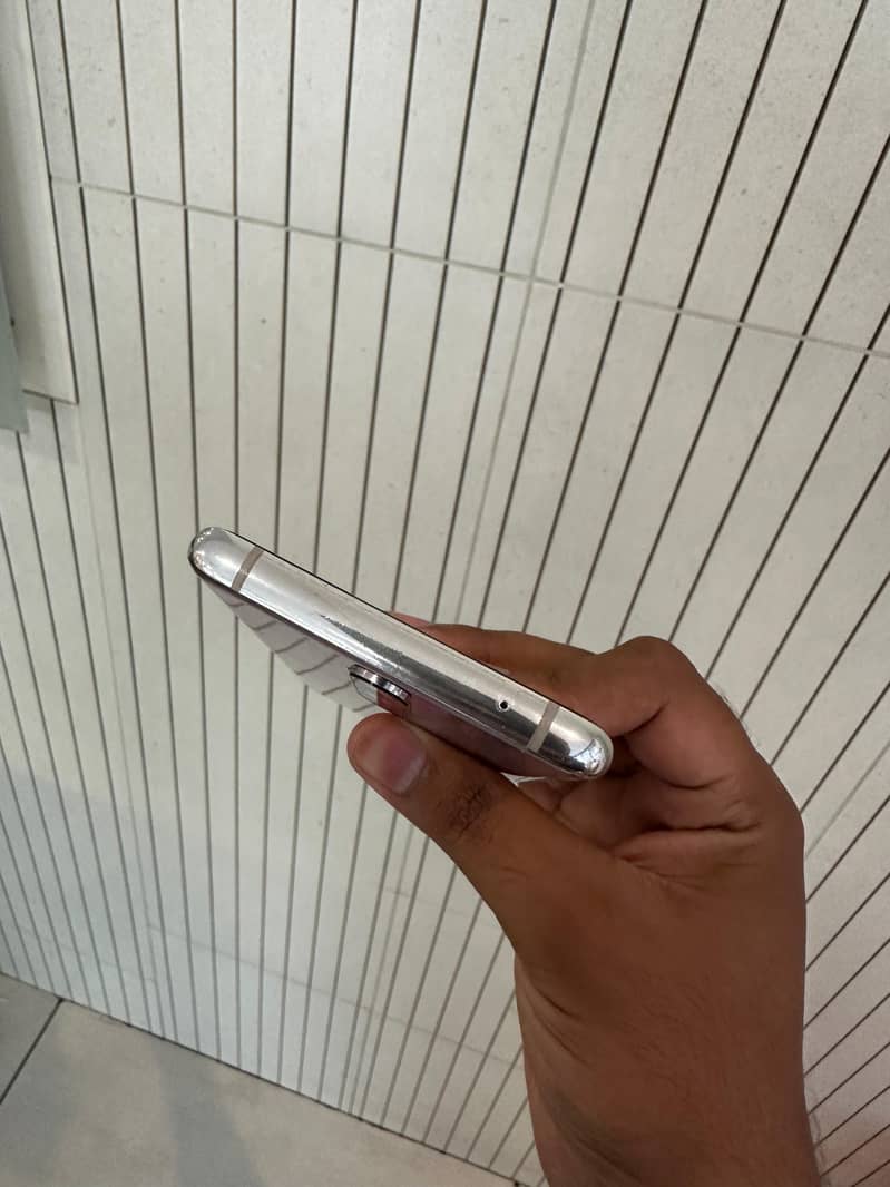One Plus 8 4